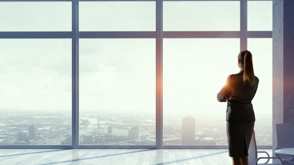 How to Progress in Your Finance Career: From Technical Expert to Leader Professional evaluating career options and leadership